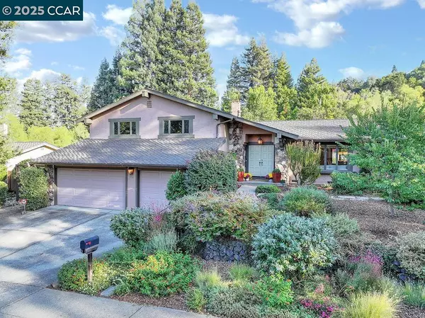 Martinez, CA 94553,916 Calle Verde