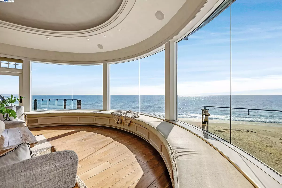 Aptos, CA 95003,797 Las Olas Dr