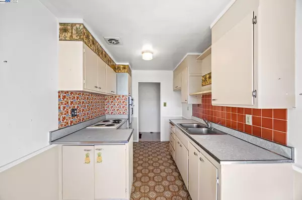 Fremont, CA 94538,3848 Detjen St