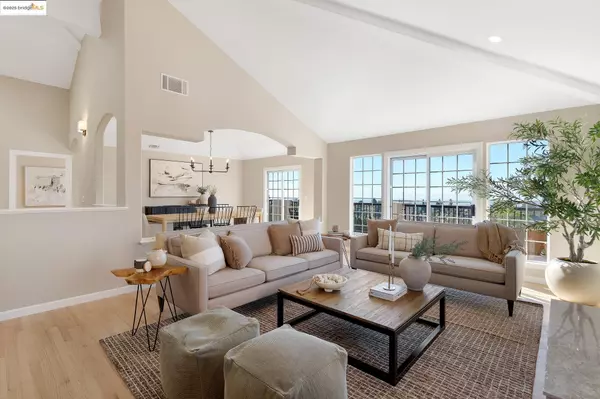 Oakland, CA 94619,4230 Terrabella Way