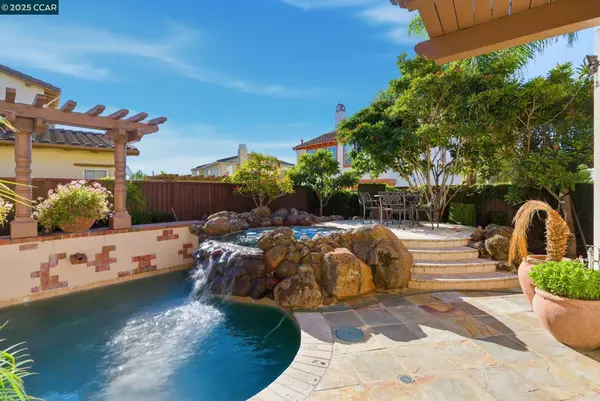 San Ramon, CA 94582,1041 S Wedgewood Rd