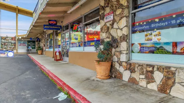 Hayward, CA 94541,22640 Vermont Street