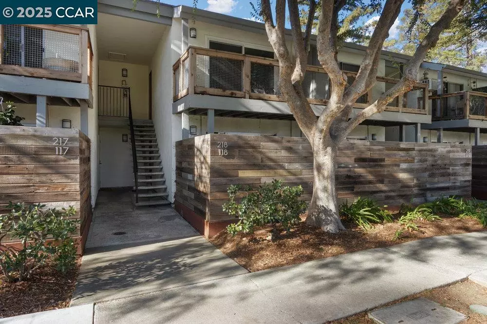 Concord, CA 94521,4081 Clayton Road #218