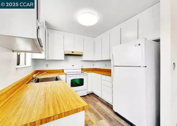 Concord, CA 94519,3712 Willow Pass Rd #32