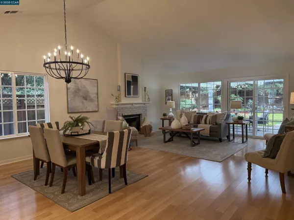 Danville, CA 94506,15 Chardonnay Ct