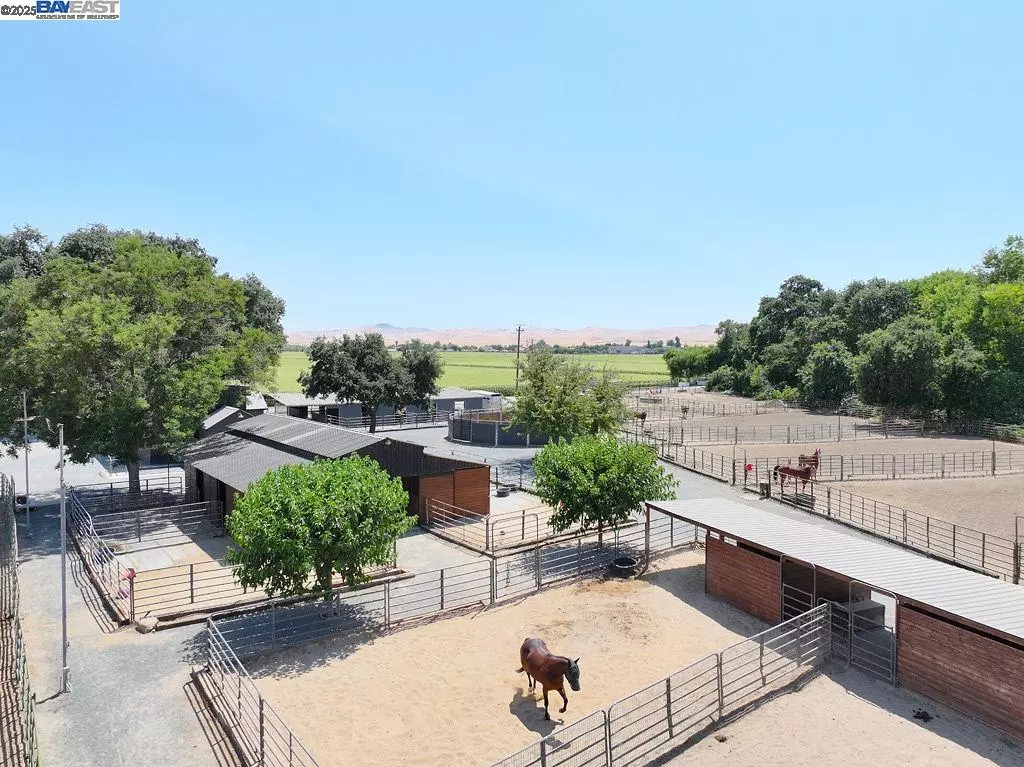 Byron, CA 94514,3335 Kellogg Creek Rd