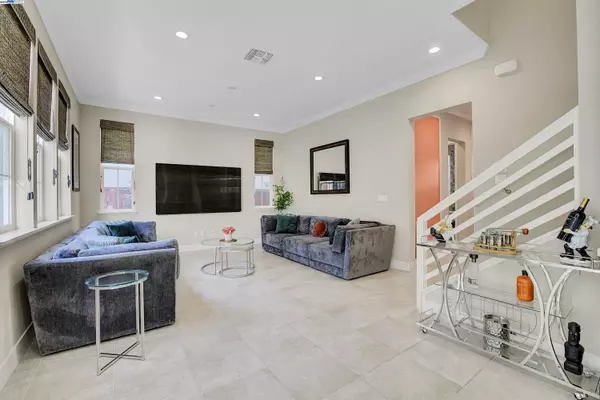 Newark, CA 94560,37515 Sea Bank St