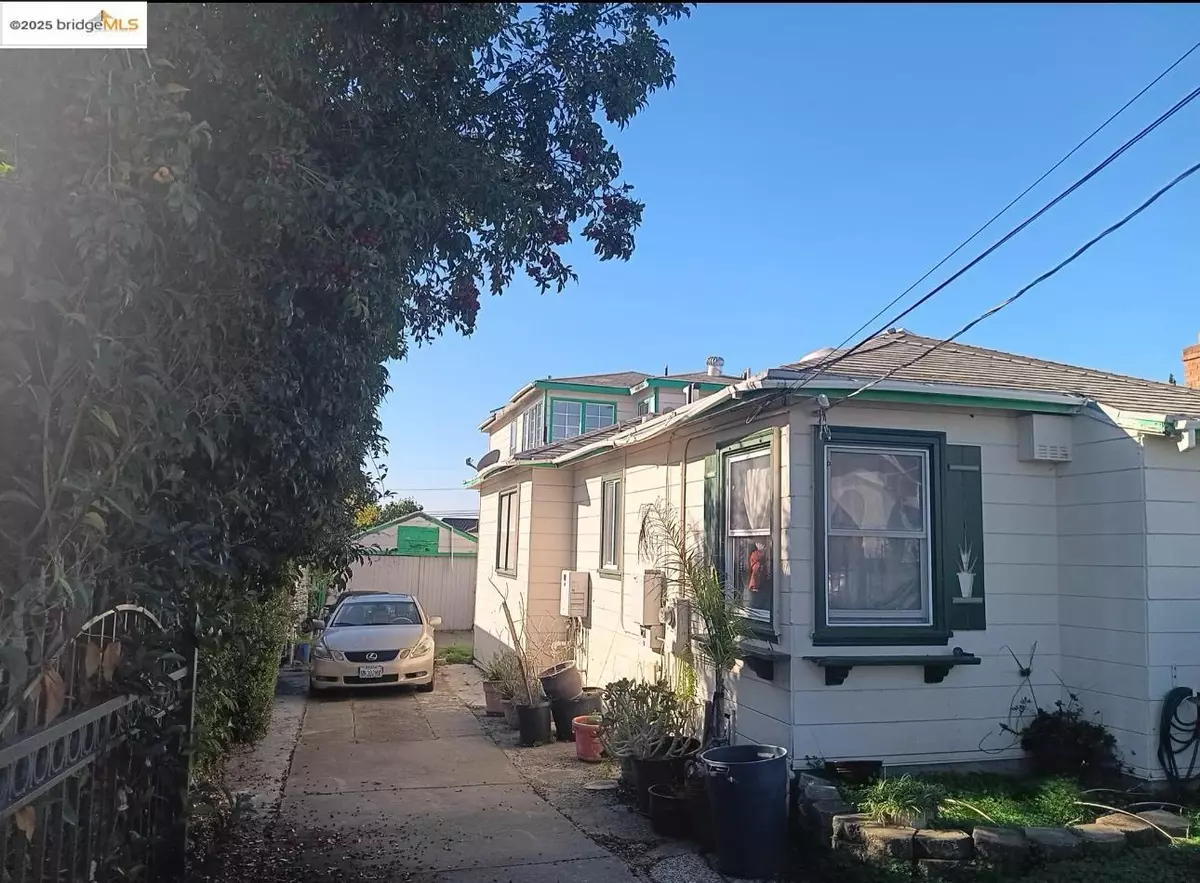 Oakland, CA 94601,5467 Crittenden St