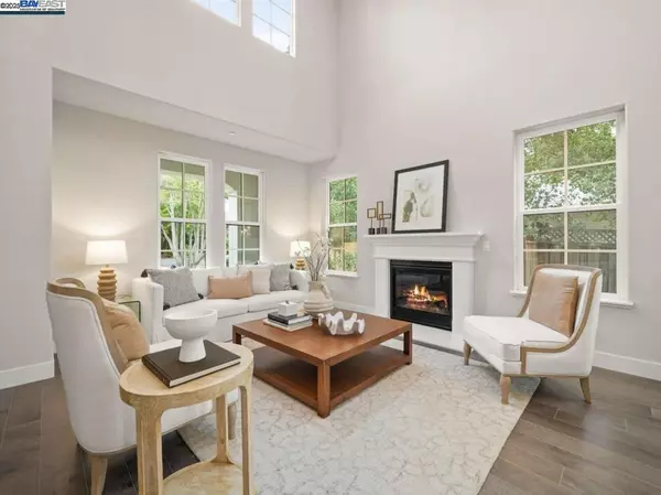 Alamo, CA 94507,1588 Alamo Way