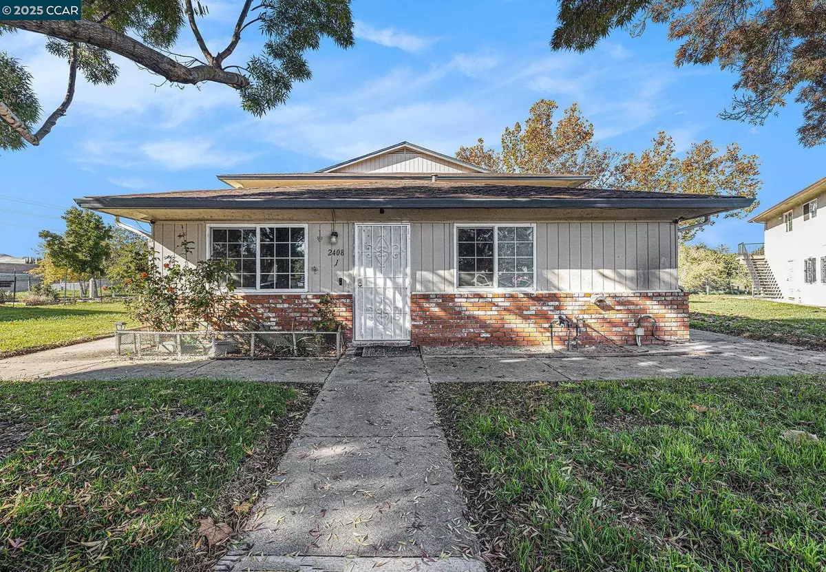 Antioch, CA 94509,2408 Lemontree Ct #1
