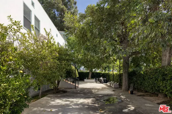 Altadena, CA 91001,2191 El Sereno Avenue