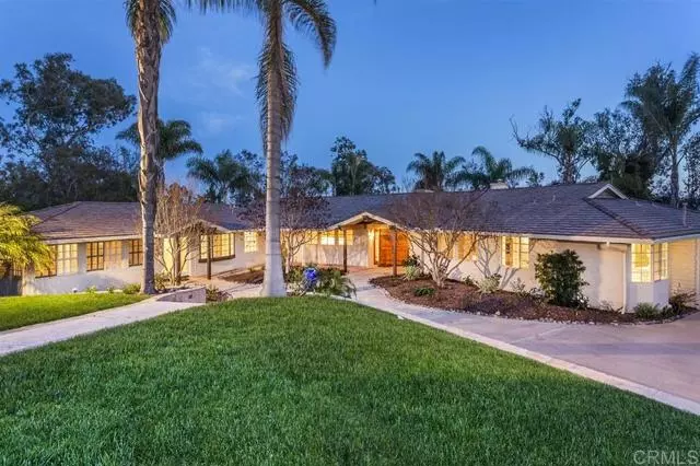 Rancho Santa Fe, CA 92067,5327 La Glorieta