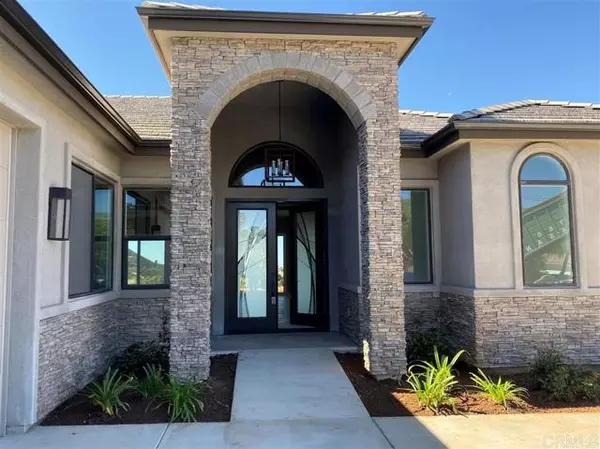 15495 Citrus Crest Dr, Valley Center, CA 92082