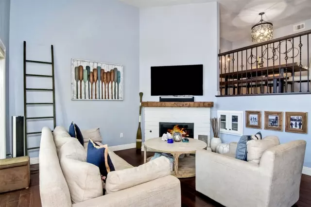 Solana Beach, CA 92075,241 S S Sierra Ave