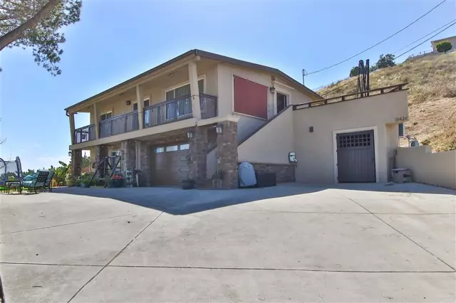Poway, CA 92064,13424 Ann O Reno Ln