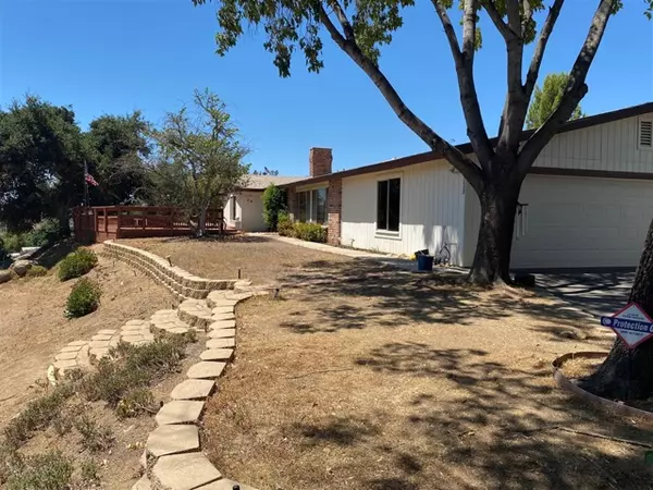 1428 Midway Dr, Alpine, CA 91901