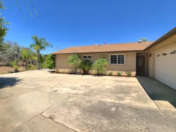 12262 Gay Rio Dr, Lakeside, CA 92040