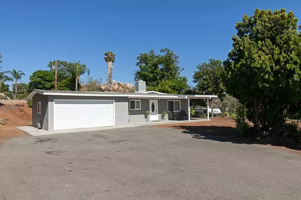 9255 ROCK ACRE DR, Lakeside, CA 92040