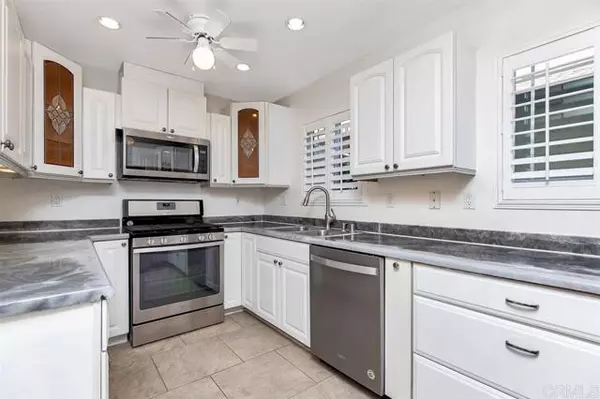 10332 Rochelle Ave, Santee, CA 92071