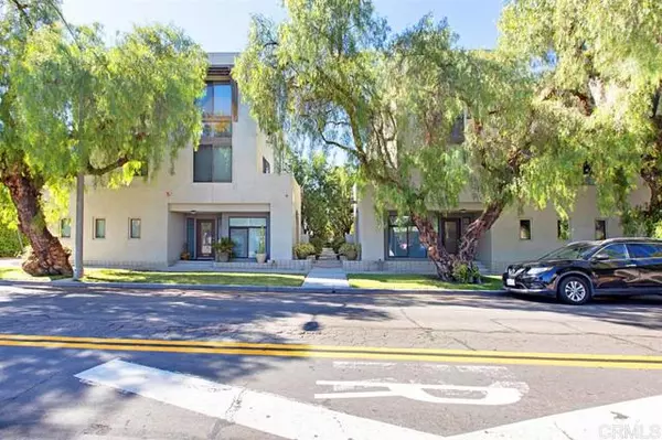 8232 Lemon Ave, La Mesa, CA 91941