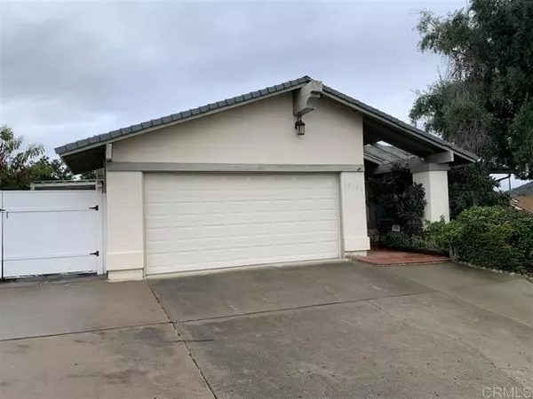 10303 Everell Pl, Santee, CA 92071