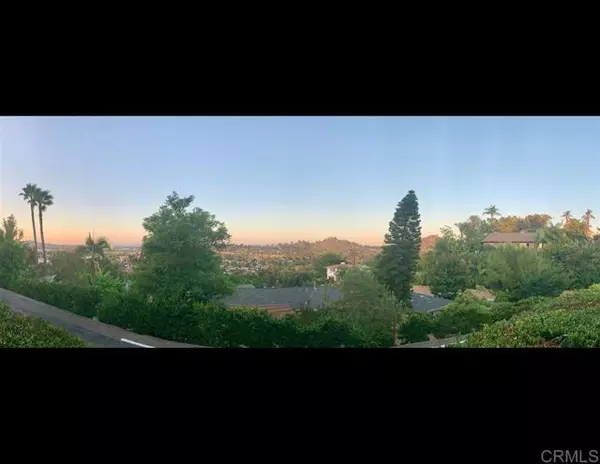 8737 Chevy Chase Dr, La Mesa, CA 91941