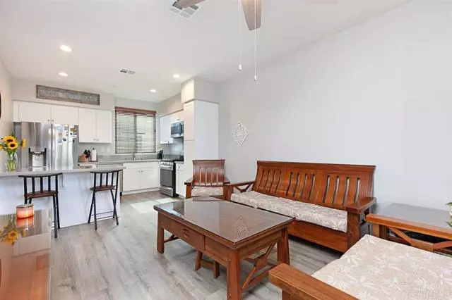 Santee, CA 92071,8850 Olive Ln Unit 6
