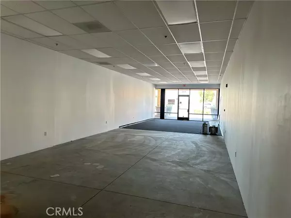 Victorville, CA 92392,15667 Roy Rogers Drive