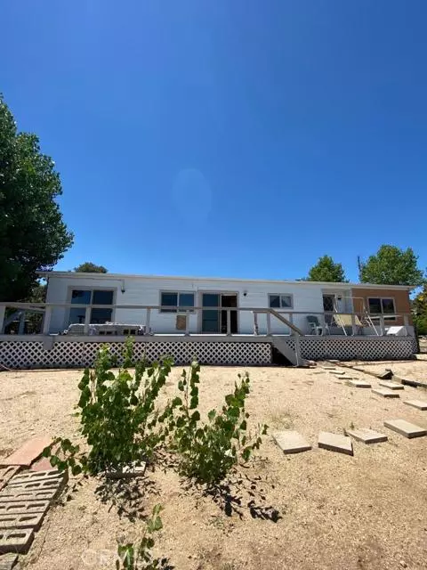 8929 Pine Tree Road, Pinon Hills, CA 92372