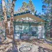 573 Victoria Lane, Sugarloaf, CA 92386