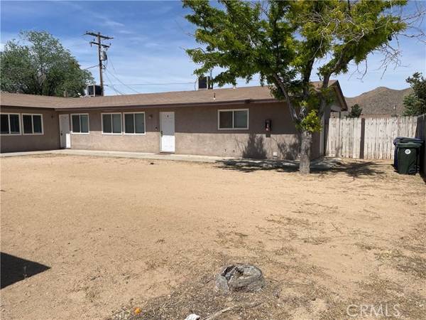 15524 Tonekai Road, Apple Valley, CA 92307