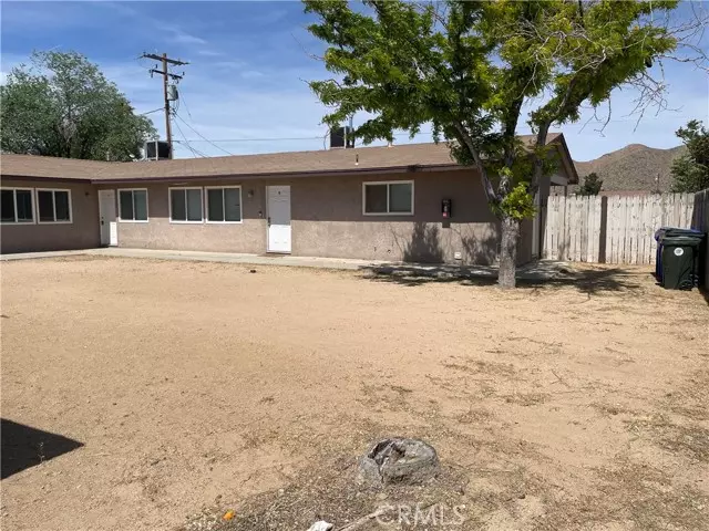 15524 Tonekai Road, Apple Valley, CA 92307