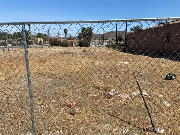 Lake Elsinore, CA 92530,127 W graham Avenue