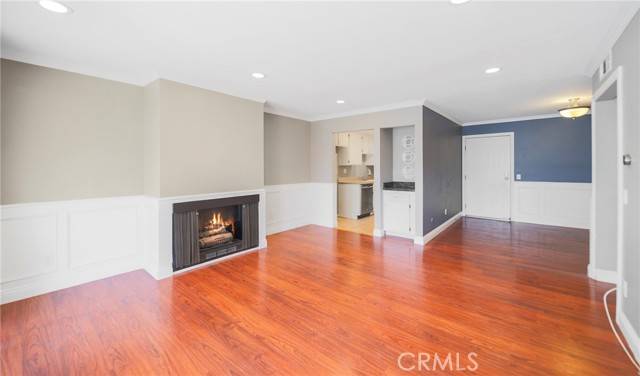 Glendale, CA 91203,333 Burchett Street #308
