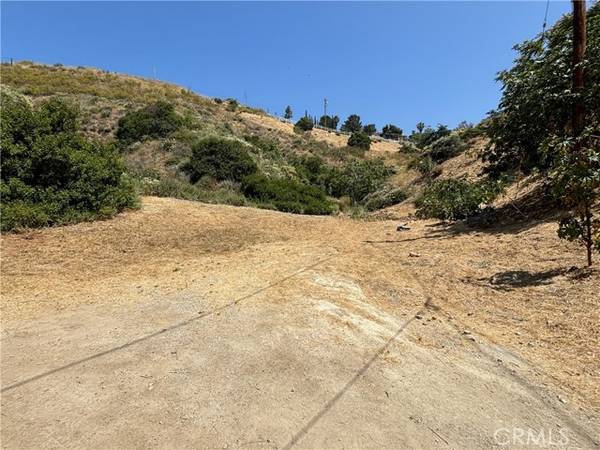 0 Denivelle Rd, Sunland (los Angeles), CA 91040