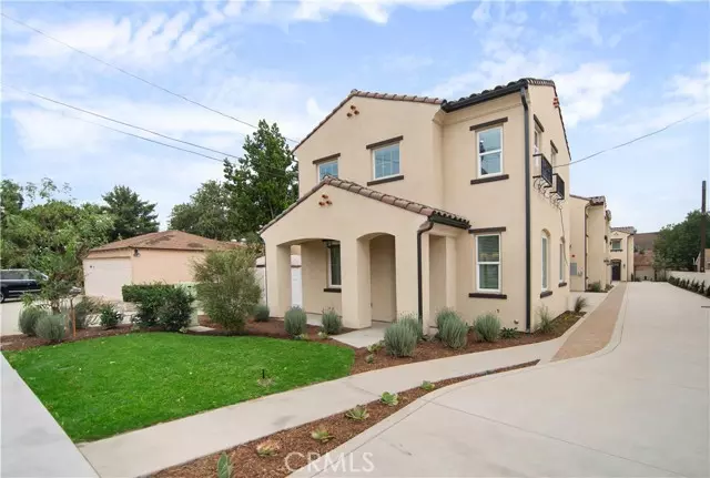 872 W Walnut Avenue #C, Monrovia, CA 91016