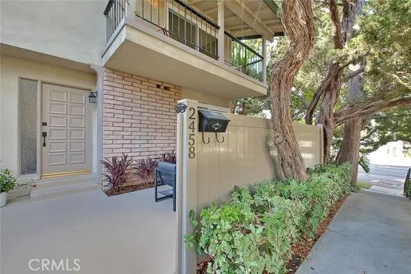 2458 E Mountain Street,  Pasadena,  CA 91104