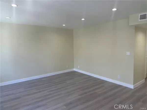 Glendale, CA 91205,219 E Maple Street #7