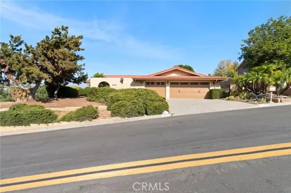 2107 Pine Crest Drive, Corona, CA 92882