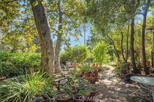 Sierra Madre, CA 91024,735 Canyon Crest Drive