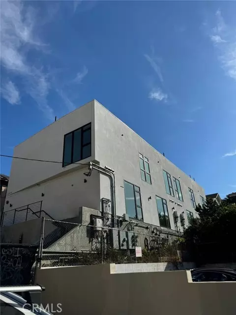 Los Angeles, CA 90026,1244 Innes Avenue #D