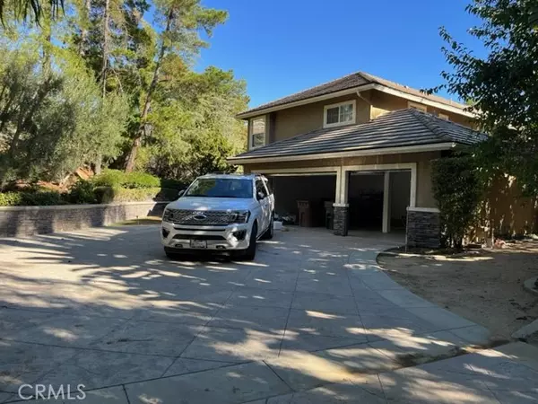 Yorba Linda, CA 92886,21080 Foxhollow Drive