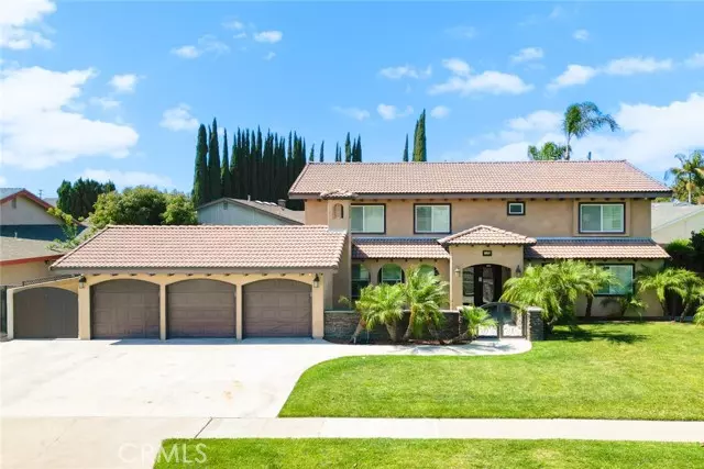 1459 W James Way, Anaheim, CA 92801