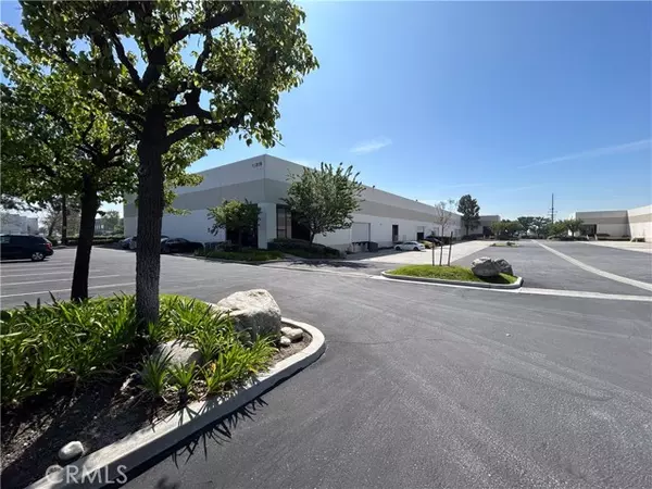Irwindale, CA 91702,16018 Adelante Street