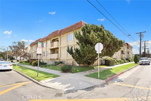 Alhambra, CA 91801,120 W Grand Avenue