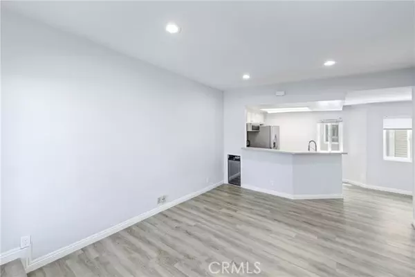 Pasadena, CA 91107,72 S Greenwood Avenue #3