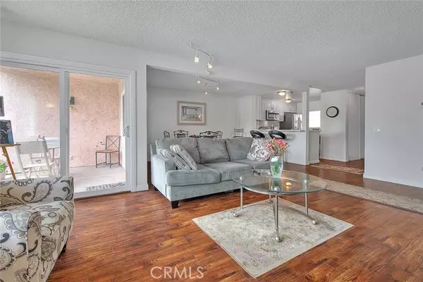 Glendale, CA 91208,2940 N Verdugo Road #409