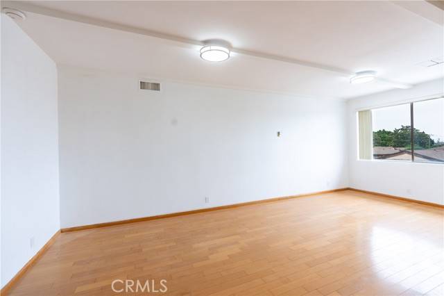 Alhambra, CA 91801,999 E Valley Boulevard #114
