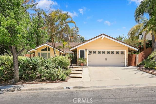 925 Calle Hermosa, San Dimas, CA 91773
