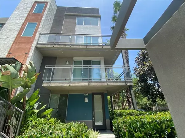 270 Rockefeller, Irvine, CA 92612